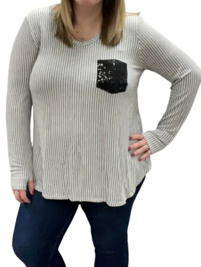 Honeyme Sequin Pocket V-neck Long Sleeve Tee In Grey