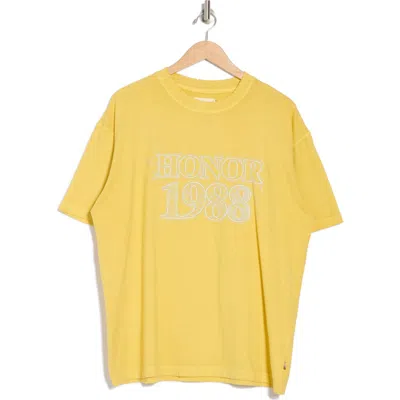 Honor The Gift Concert Cotton Graphic T-shirt