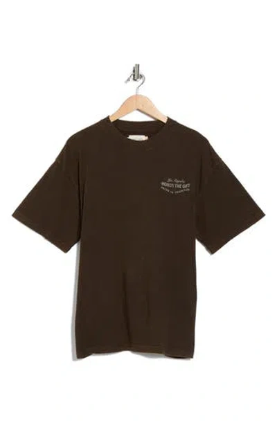 Honor The Gift Forum Graphic T-shirt In Brown