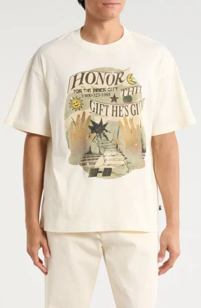 Honor The Gift Gift He's Given Graphic Cotton T-shirt In White