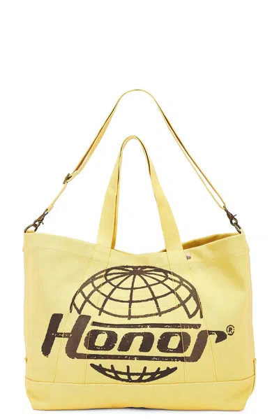 Honor The Gift Spotlight H Oversized Tote In Yellow