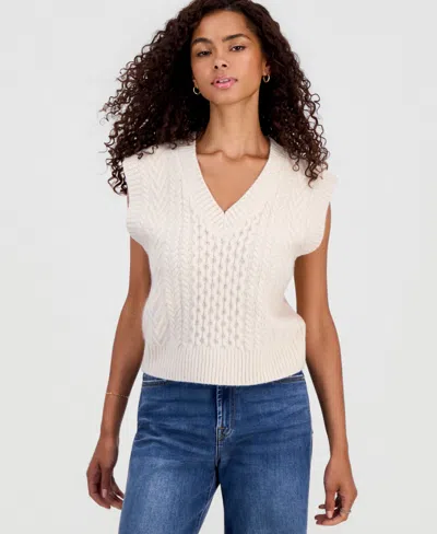Hooked Up By Iot Juniors' Cable-knit Sweater Vest In Oat Milk