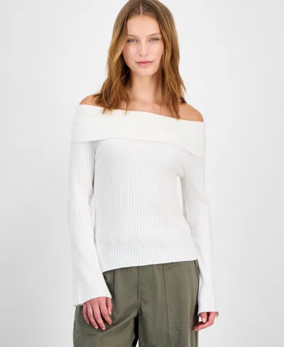 Hooked Up By Iot Juniors' Marilyn Off-the-shoulder Top In White