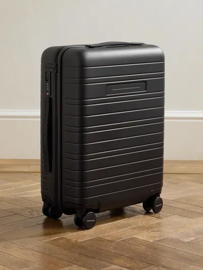 Horizn Studios H5 Essential Id 55cm Polycarbonate Suitcase In Black