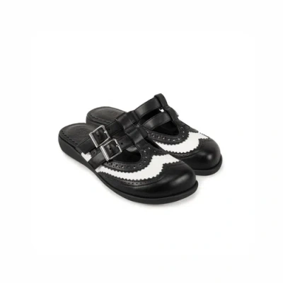 Hot Chocolate Design Havana Clog In Black