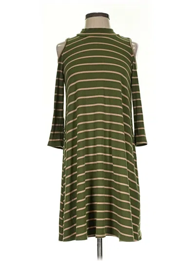 Pre-owned Hot Kiss Casual Dress In Green