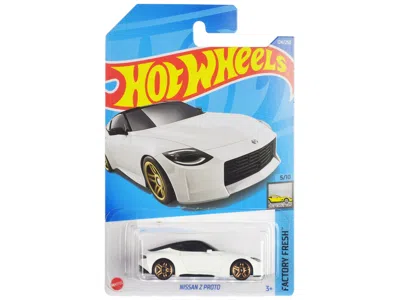 Hotwheels Nissan Z Proto White Metallic With Black Top "factory Fresh" Series Diecast Model Car By Hot Wheels