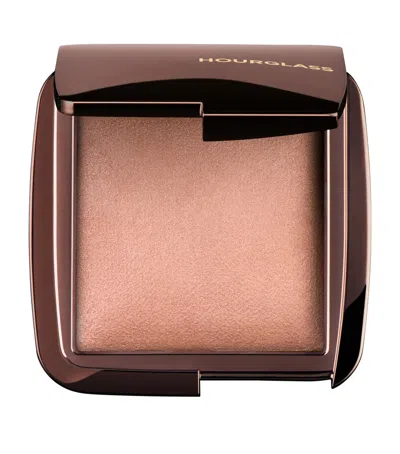 HOURGLASS AMBIENT LIGHTING POWDER