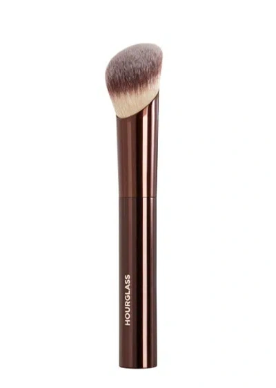 Hourglass Ambient Soft Glow Foundation Brush In N/a