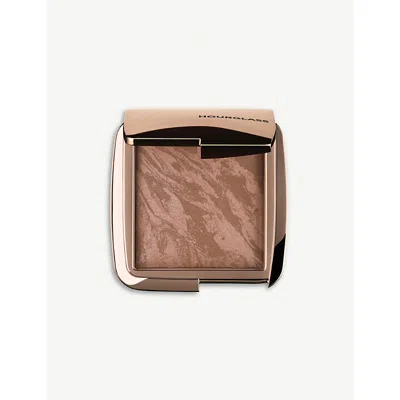 HOURGLASS LUMINOUS BRONZE LIGHT AMBIENT LIGHTING BRONZER 11G,96193365
