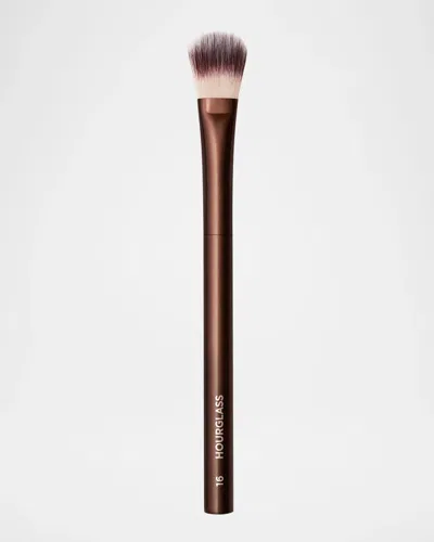 Hourglass No. 16 Highlighter Brush