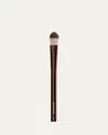 Hourglass No.2 Foundation/blush Brush In C00