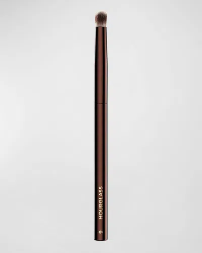 Hourglass No. 9 Domed Shadow Brush In C00