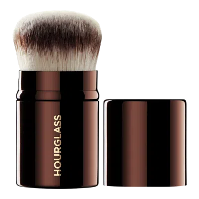 Hourglass Retractable Kabuki Brush