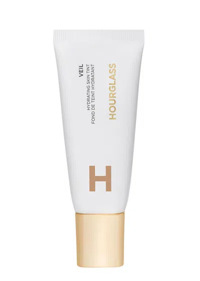 Hourglass Veil Hydrating Skin Tint In 11