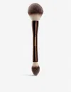 Hourglass Veil Translucent Setting Powder Brush