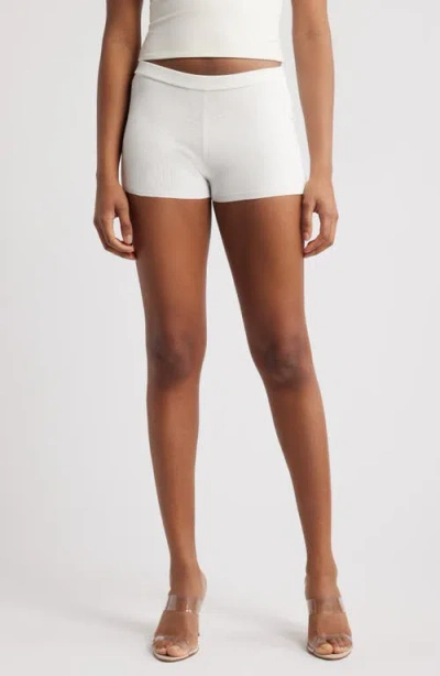 House Of Cb Kai Sweater Shorts In Cloud Dancer