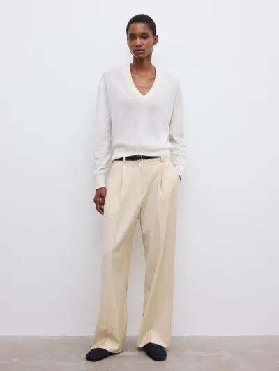 House Of Dagmar Cashmere V-neck Knit |  | Cream White | Size L | 100% Cashmere