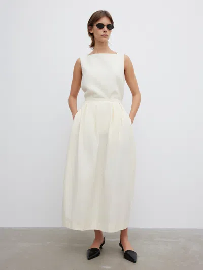 House Of Dagmar Curved Pleated Skirt In Cream White