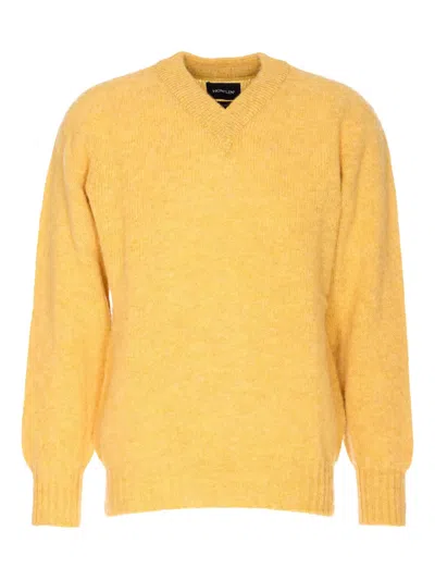 HOWLIN' V-NECK FUTURE MEMORIES SWEATER
