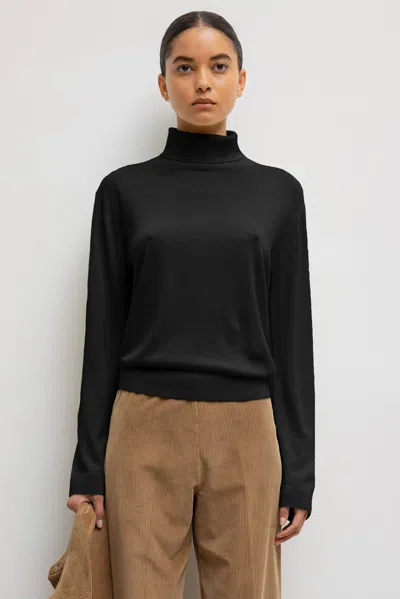 Leset James Turtleneck In Black