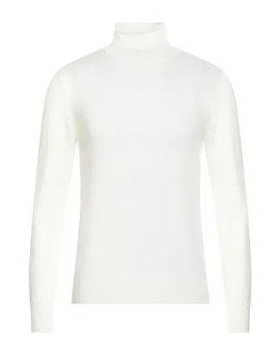 Hōsio Man Turtleneck Ivory Size M Merino Wool In White