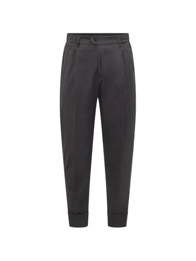 Hōsio Pleated Turn-up-hem Trousers In Black