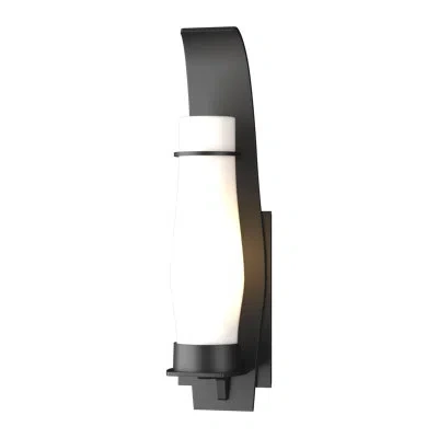 Hubbardton Forge Sea Coast 1 - Bulb Outdoor Armed Sconce In Black,opal