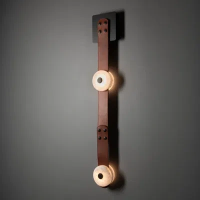 Hubbardton Forge Snaps Led Sconce In Chestnut Leather,white