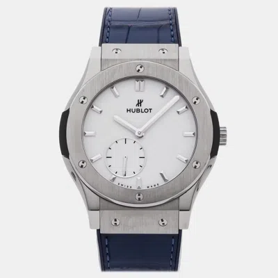 Pre-owned Hublot Classic Fusion 545.nx.2210.lr Manual Winding White Dial Titanium Men's Wristwatch 42mm