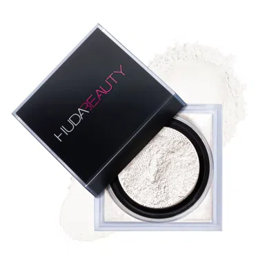 Huda Beauty Easy Bake Fragrance Free Loose Baking And Setting Powder Sugar Cookie