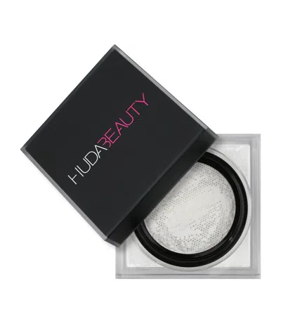 Huda Beauty Easy Bake Loose Powder In Neutral