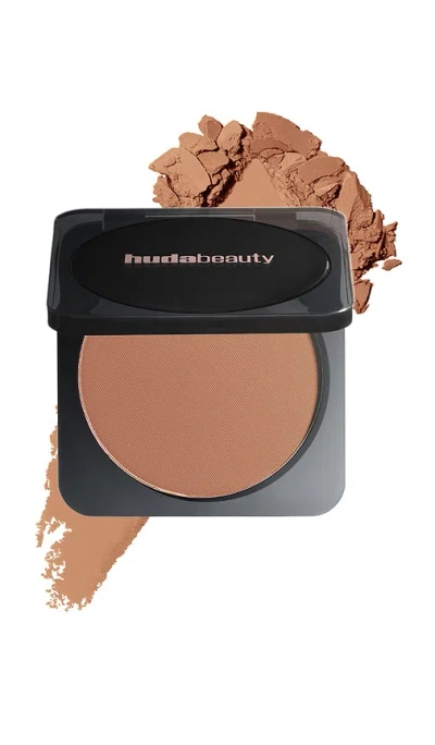 HUDA BEAUTY EASY BAKE PRESSED