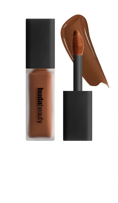 Huda Beauty Faux Filter Luminous Matte Concealer In Maple Syrup 8.3