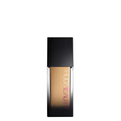 Huda Beauty #fauxfilter Luminous Matte Foundation Latte 300n