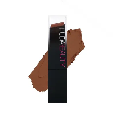 Huda Beauty #fauxfilter Skin Finish Stick Hot Fudge 550r