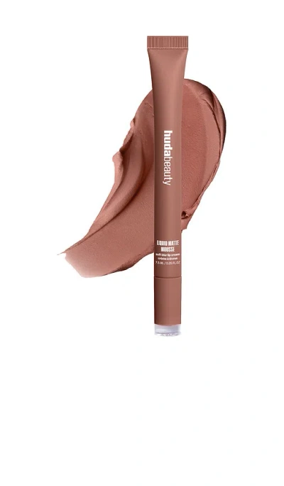 Huda Beauty Liquid Matte Mousse In Mocha Mauve