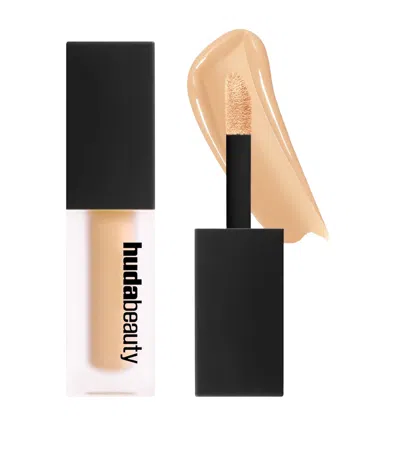 Huda Beauty Mini #fauxfilter Luminous Matte Liquid Concealer