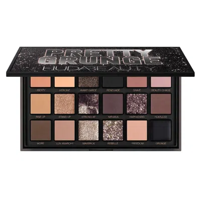 Huda Beauty Pretty Grunge Eyeshadow Palette In White