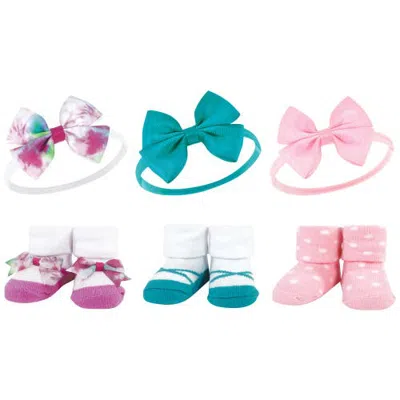 Hudson Baby Delightful Duo Gift Headband And Socks (baby) In Multi