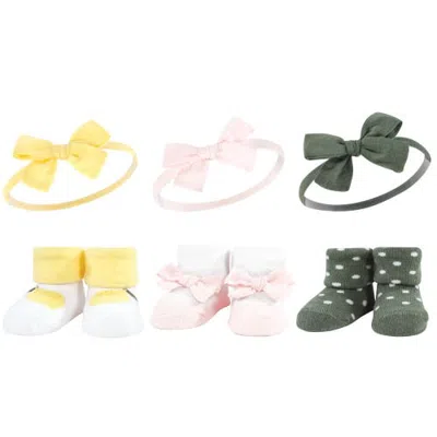 Hudson Baby Delightful Duo Gift Headband And Socks (baby) In Yellow Green Lemon