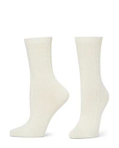Hue Cable Crew Socks In White