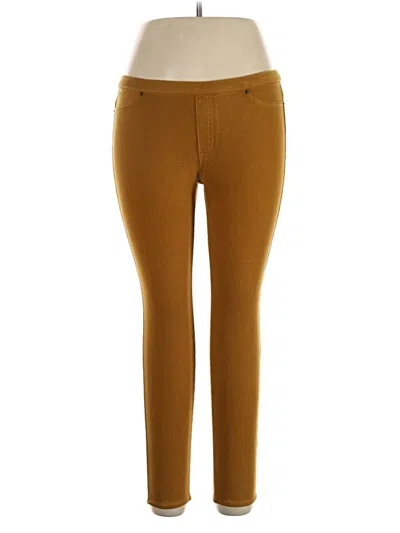 Pre-owned Hue Casual Pants In Brown