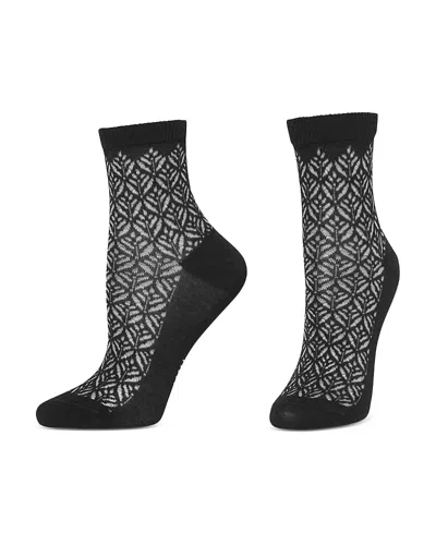 Hue Pointelle Anklet Socks In Black