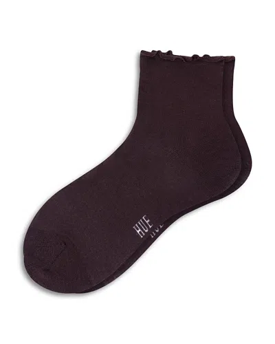 Hue Ruffle Edge Ankle Socks In Burgundy
