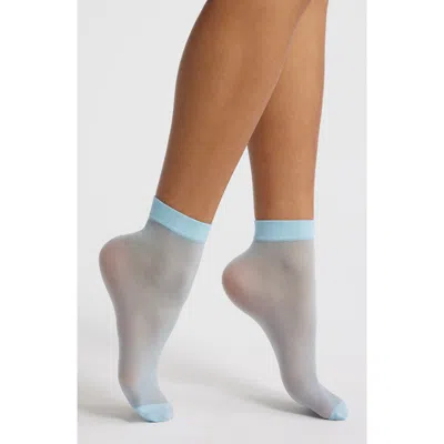 Hue Sheer Ankle Socks In Blue