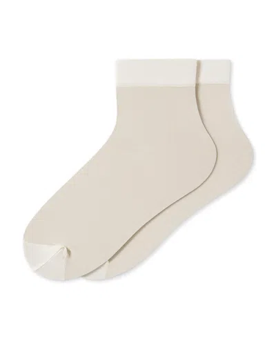 Hue Sheer Anklet Socks In Neutral