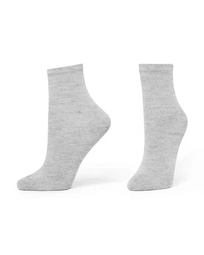 Hue Sleek Lightweight Crew Socks In Gray