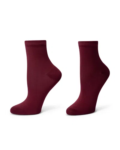Hue Sleek Lightweight Crew Socks In Red