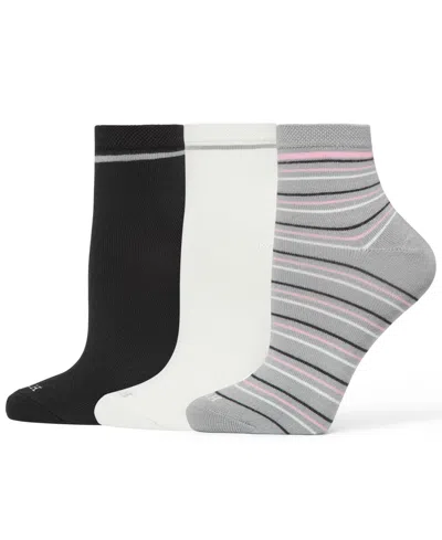 Hue Women's 3 Pack Super Soft Cropped Socks
